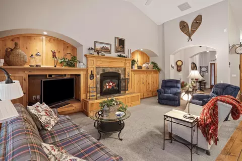 60886 Oasis Pl, Bend, OR 97702 photo 16