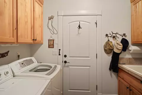 60886 Oasis Pl, Bend, OR 97702 photo 26