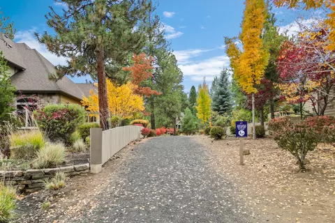 60886 Oasis Pl, Bend, OR 97702 photo 46