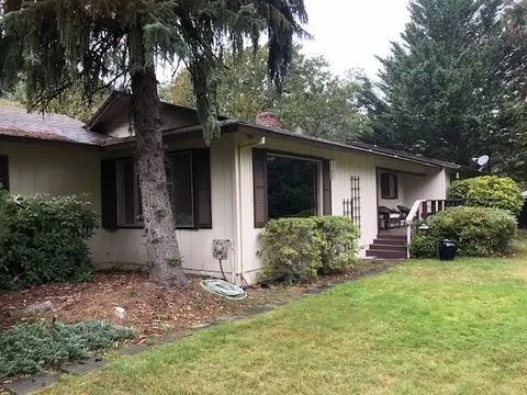 6535 Donaldson Rd, Grants Pass, OR 97526