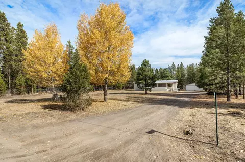 52292 Stearns Rd, La Pine, OR 97739 photo 2