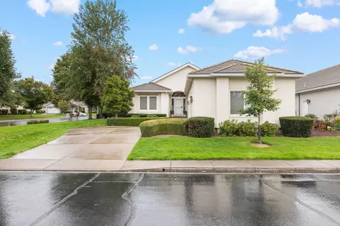 743 Fernwood Dr, Medford, OR 97504