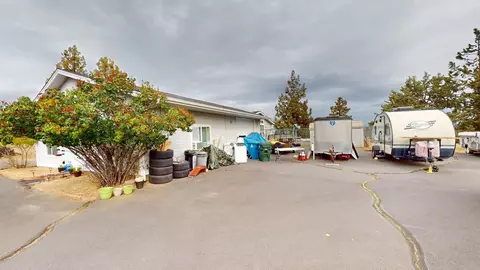 65470 78th St, Bend, OR 97703 photo 2