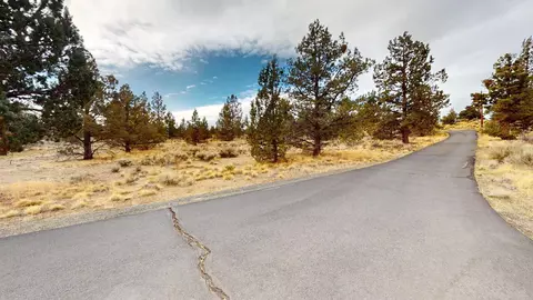 65470 78th St, Bend, OR 97703 photo 23
