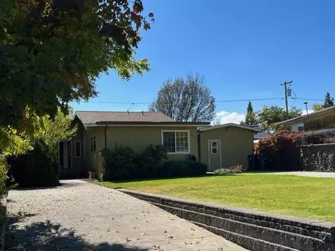 437 Fairmount St, Medford, OR 97501