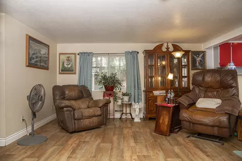 880 E Fork Rd, Williams, OR 97544 photo 9
