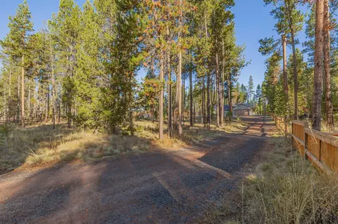 17100 Mayfield Dr, Bend, OR 97707 photo 26