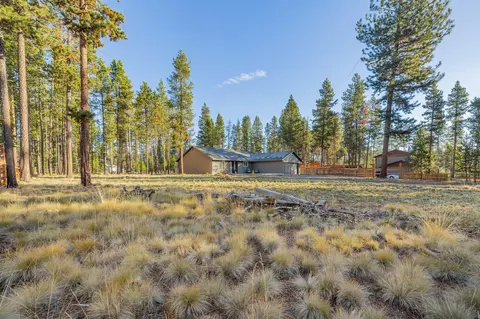 17100 Mayfield Dr, Bend, OR 97707 photo 24