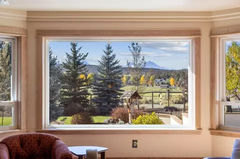 20124 Tumalo Rd, Bend, OR 97703