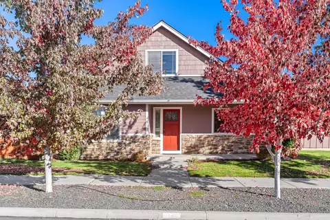 63405 Ledgestone Ct, Bend, OR 97701 photo 5
