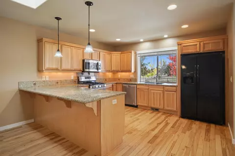 63405 Ledgestone Ct, Bend, OR 97701 photo 15
