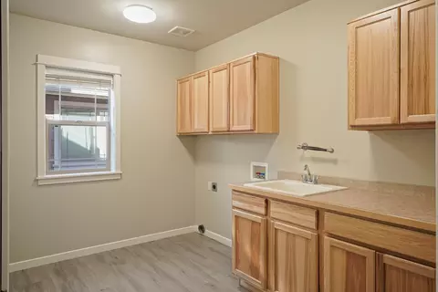 63405 Ledgestone Ct, Bend, OR 97701 photo 25