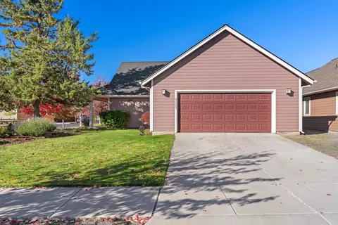 63405 Ledgestone Ct, Bend, OR 97701 photo 9