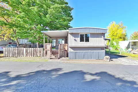 355 Colver Rd #76, Talent, OR 97540