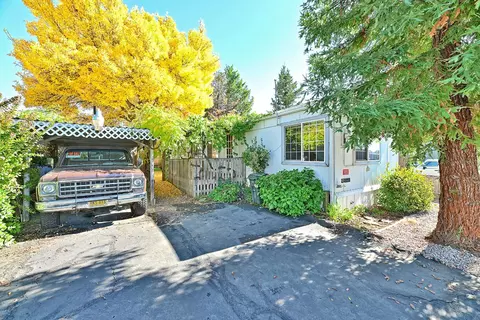 414 Stevens Rd UNIT 38, Eagle Point, OR 97524