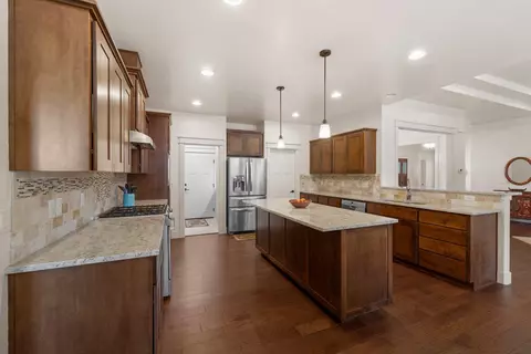 43 Crestview Ct, Eagle Point, OR 97524 photo 12