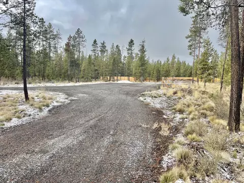 56657 Solar Dr, Bend, OR 97707 photo 6