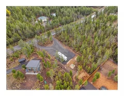 56657 Solar Dr, Bend, OR 97707 photo 4