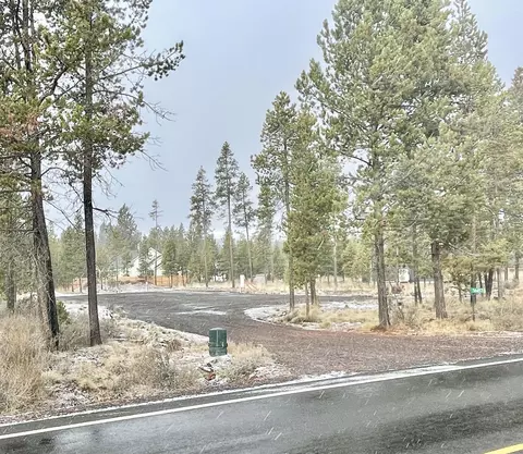 56657 Solar Dr, Bend, OR 97707 photo 7