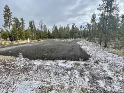 56657 Solar Dr, Bend, OR 97707 photo 10
