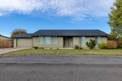 631 Mountain Ridge Dr, Culver, OR 97734