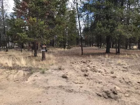 52750 Murry Dr, La Pine, OR 97739