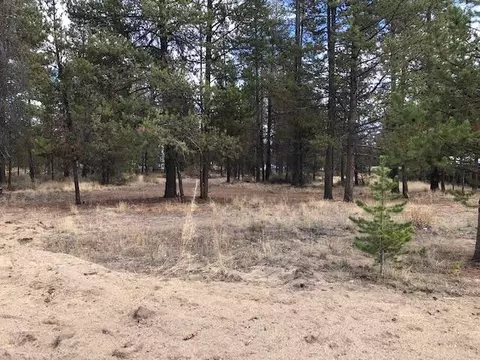 52750 Murry Dr, La Pine, OR 97739 photo 2
