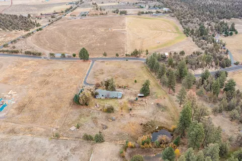 64325 Tyler Rd, Bend, OR 97703 photo 4
