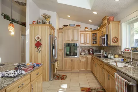 165 Hogan Rd, Applegate, OR 97530 photo 8