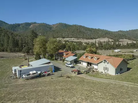 165 Hogan Rd, Applegate, OR 97530 photo 2