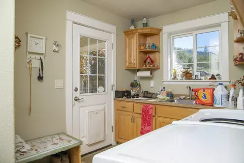 165 Hogan Rd, Applegate, OR 97530 photo 21