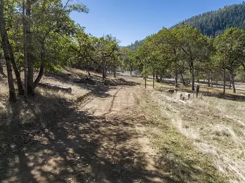 165 Hogan Rd, Applegate, OR 97530 photo 38