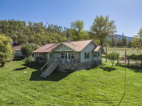 165 Hogan Rd, Applegate, OR 97530 photo 5