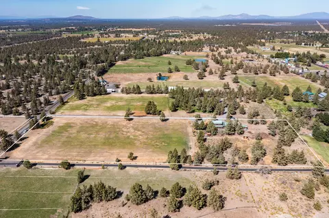 62860 Dickey Rd, Bend, OR 97701 photo 35