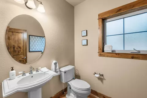 61395 Big Eddy Cir, Bend, OR 97702 photo 21