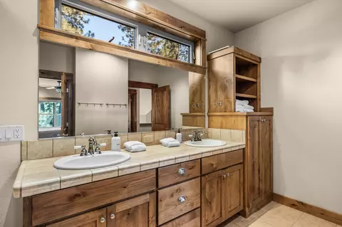 61395 Big Eddy Cir, Bend, OR 97702 photo 17
