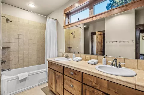 61395 Big Eddy Cir, Bend, OR 97702 photo 18