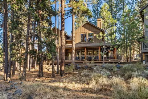 61395 Big Eddy Cir, Bend, OR 97702