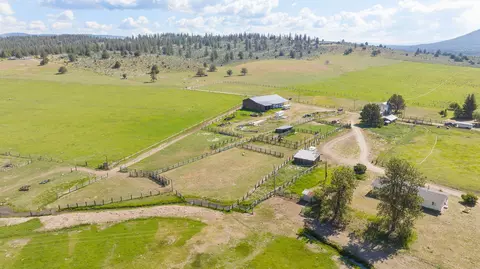 43273 Sycan Rd, Beatty, OR 97621