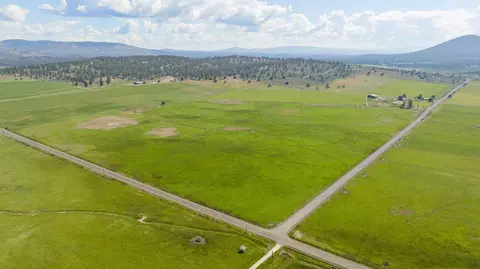 View/Area - 43273 Sycan Rd, Beatty, OR 97621 photo 6 of 12