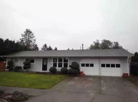 19844 NE Multnomah St, Portland, OR 97230