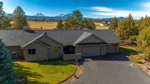 66825 Sisemore Rd, Bend, OR 97703