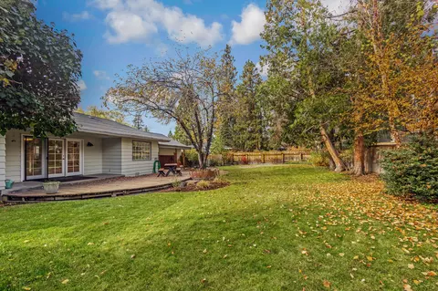 1238 NE 9th St, Bend, OR 97701 photo 34