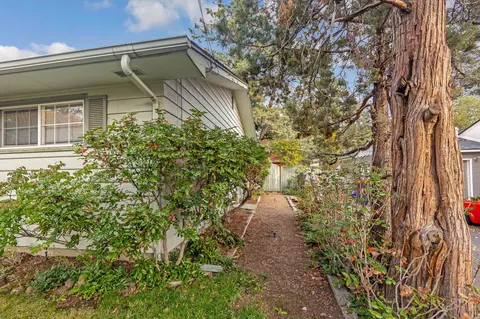 1238 NE 9th St, Bend, OR 97701 photo 5