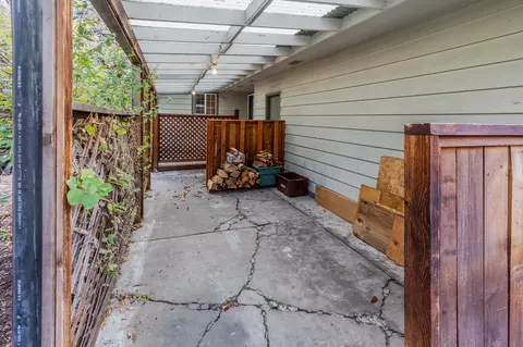 1238 NE 9th St, Bend, OR 97701 photo 33