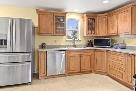 23041 Bronco Ct, Bend, OR 97701 photo 6