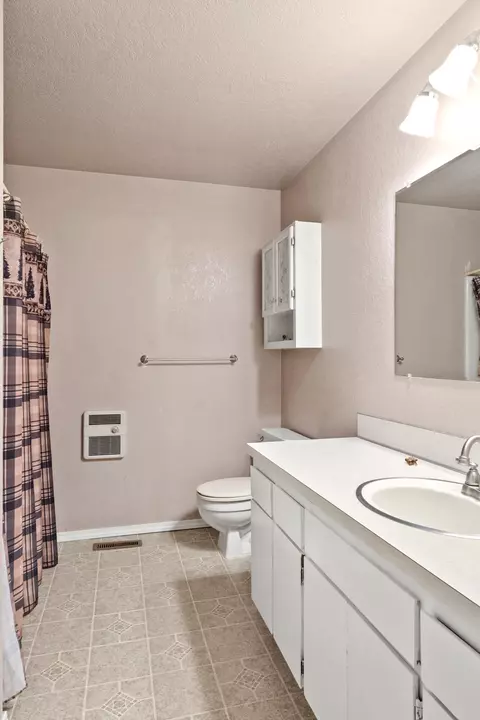 23041 Bronco Ct, Bend, OR 97701 photo 16