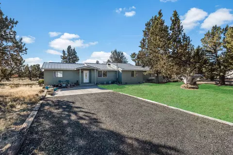 23041 Bronco Ct, Bend, OR 97701 photo 3