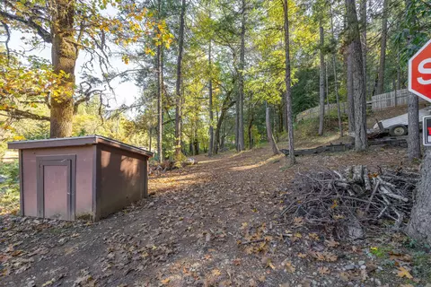 617 Glendon Rd, Kerby, OR 97531 photo 18