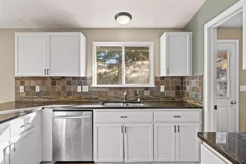 63222 Bedrock Ct, Bend, OR 97701 photo 31